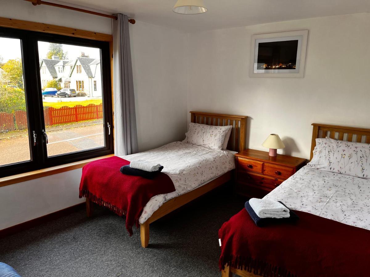 Snowgoose Apartments & Bunkhouse Fort William Exterior foto
